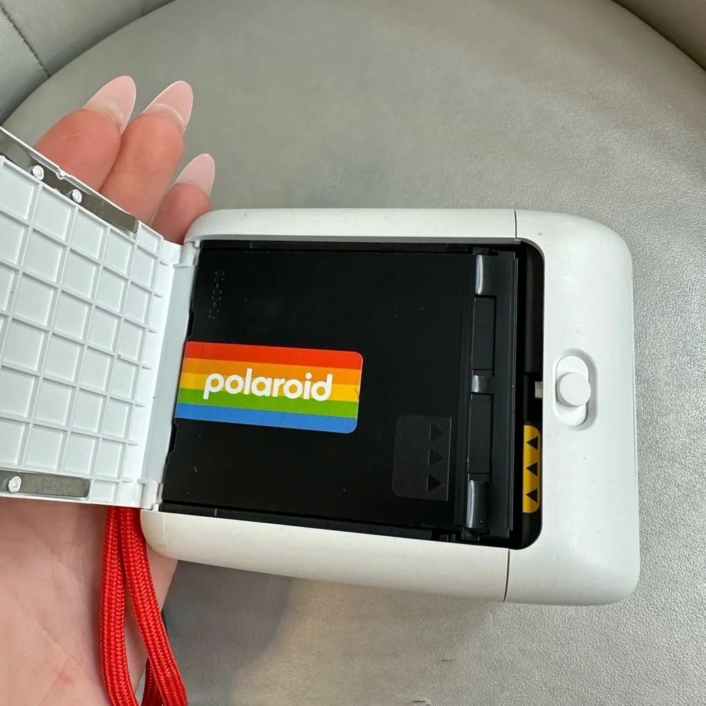 Polaroid compact instant